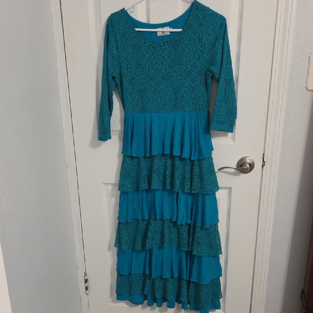 Teal Dreaming In Vintage